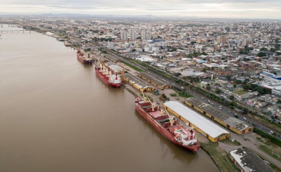 Cais público de Porto Alegre estará fechado para operações nos próximos 30 dias