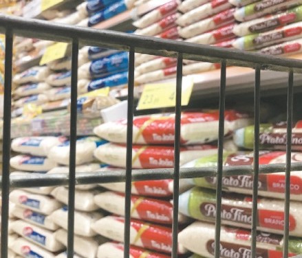 Conab suspende leilão de arroz importado