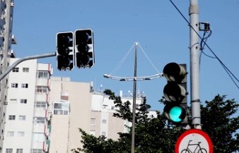 Santos anuncia novas tecnologias para o trânsito
