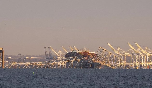 Porto de Baltimore começa a receber navios 71 dias após acidente