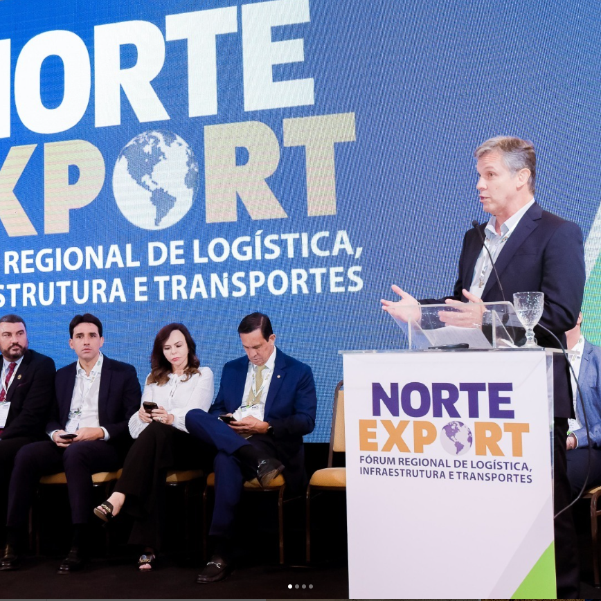 Diretores participam de evento do setor e reforçam benefícios das hidrovias